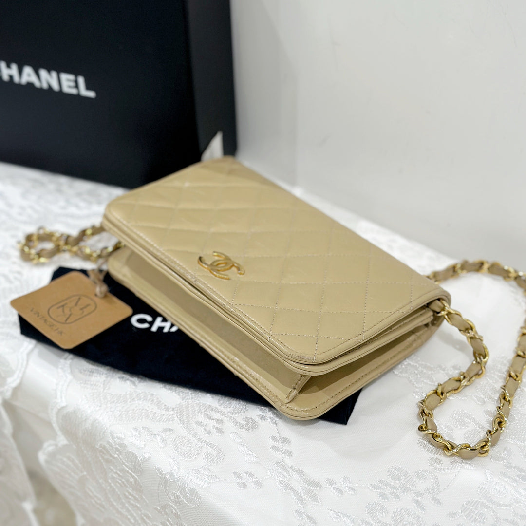 Chanel vintage mini flap bag