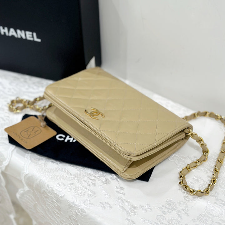 Chanel vintage mini flap bag