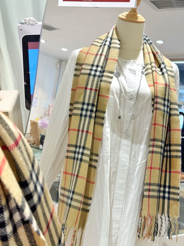 Burberry vintage scarf