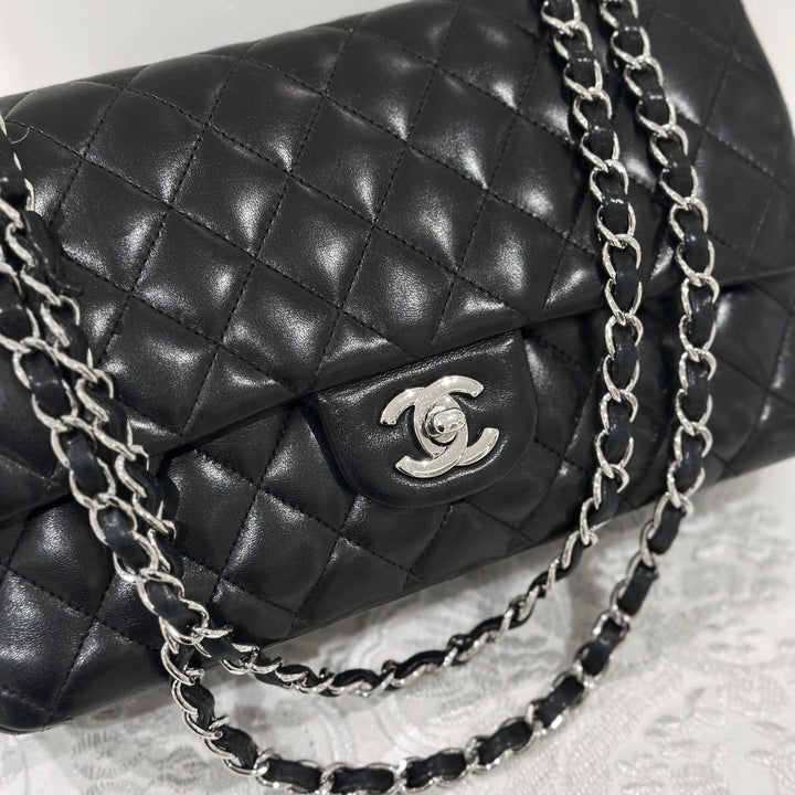 Chanel Lambskin Class Flap 25 （黑銀）