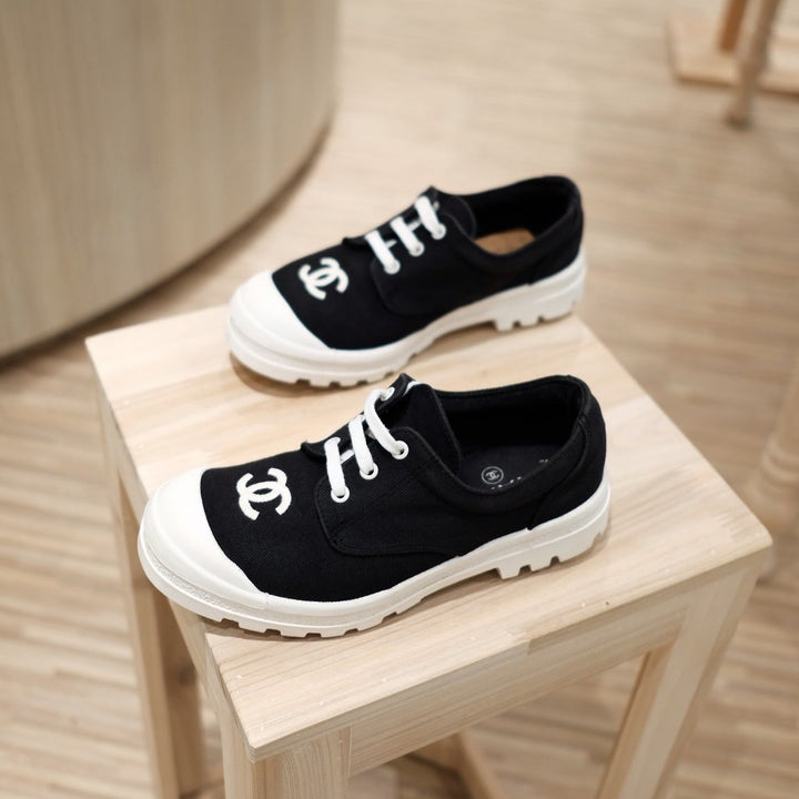 Chanel vintage shoe