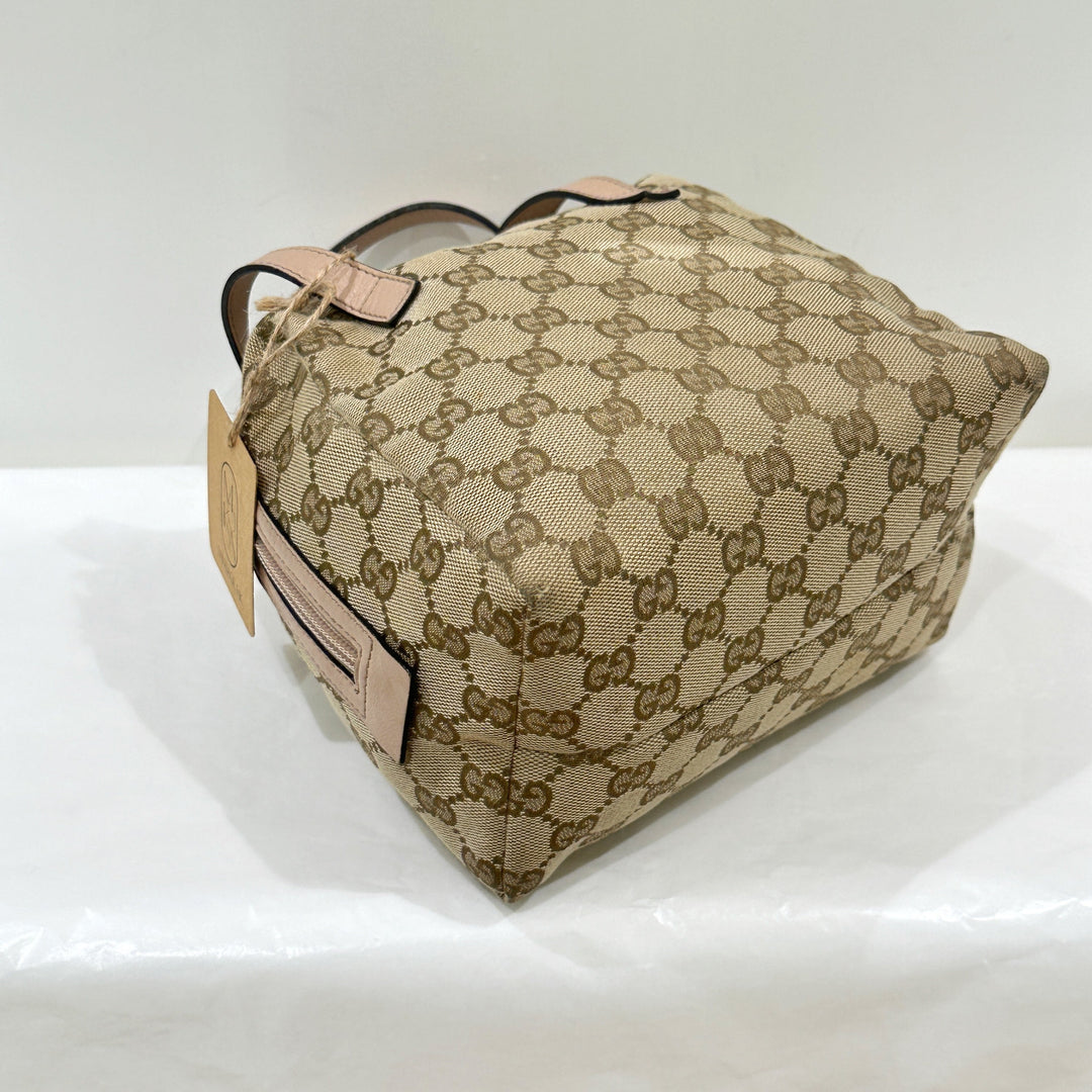 Gucci vintage monogram tofu bag