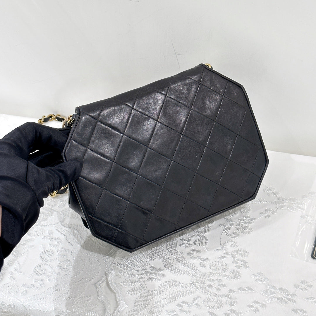 Chanel vintage octagonal quilted chain bag