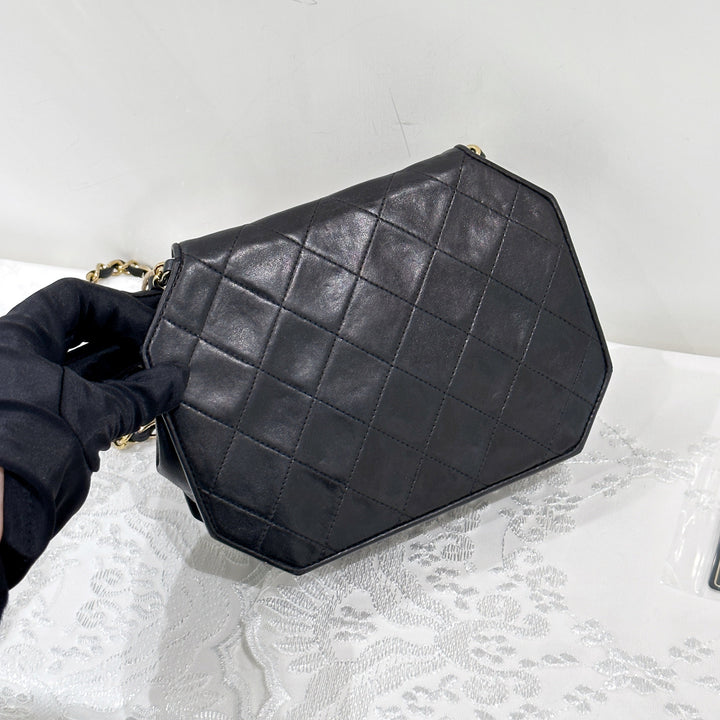 Chanel vintage octagonal quilted chain bag
