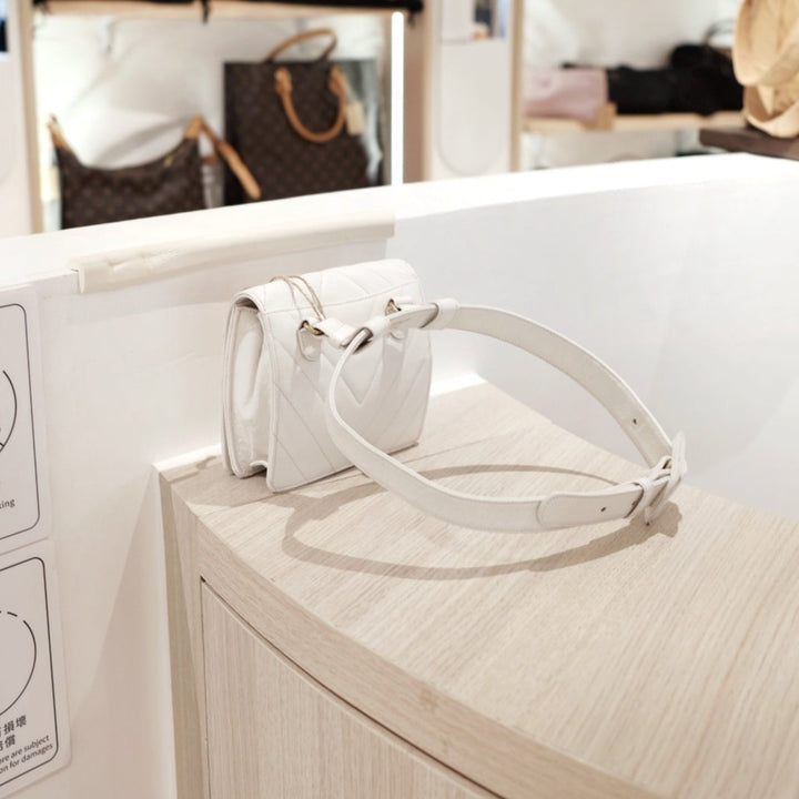 Chanel vintage v shape cowhide belt bag