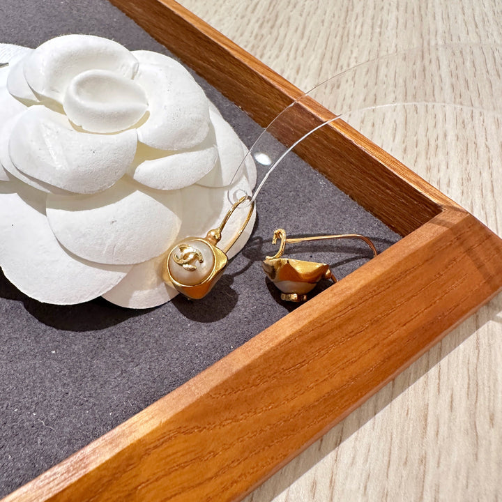 Chanel vintage earrings