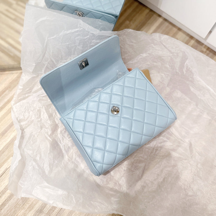 Chanel vintage kelly handbag(baby blue)