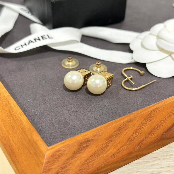 Chanel vintage earrings