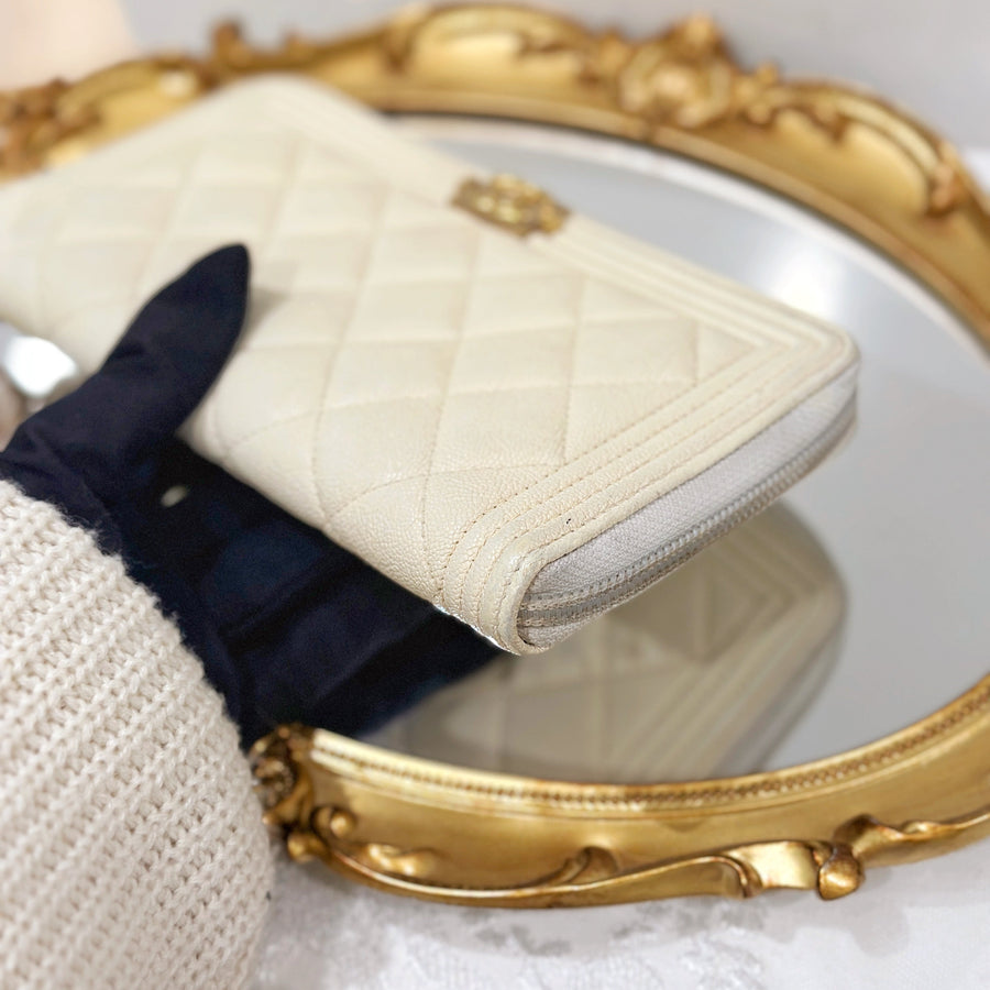 Chanel boychanel wallet