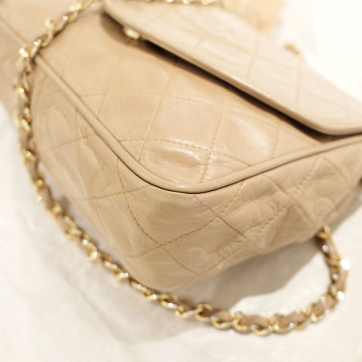 Chanel vintage tassel flap chain bag