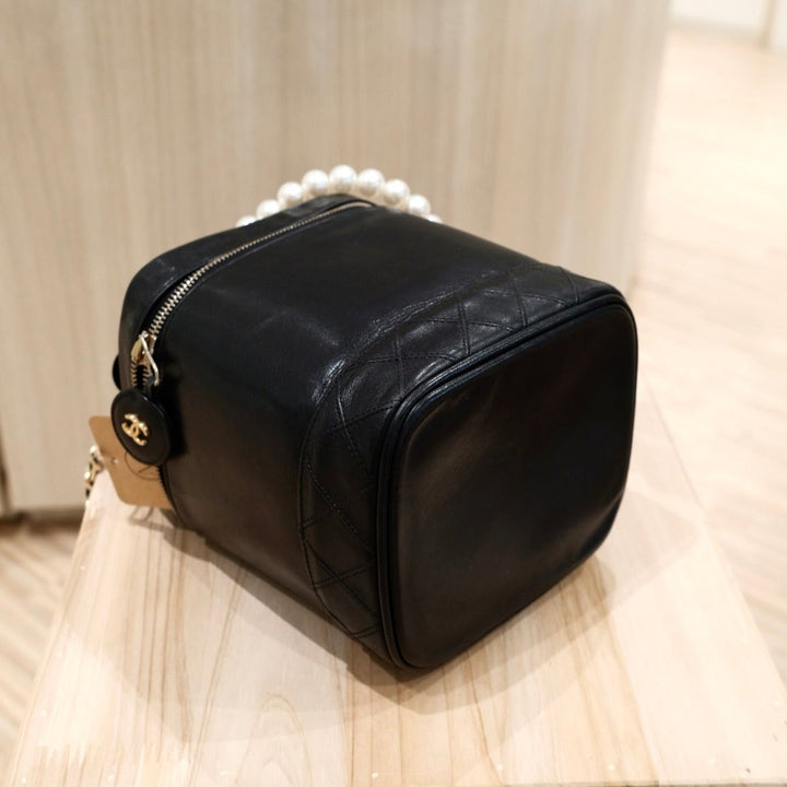 Chanel vintage lambskin wash handbag