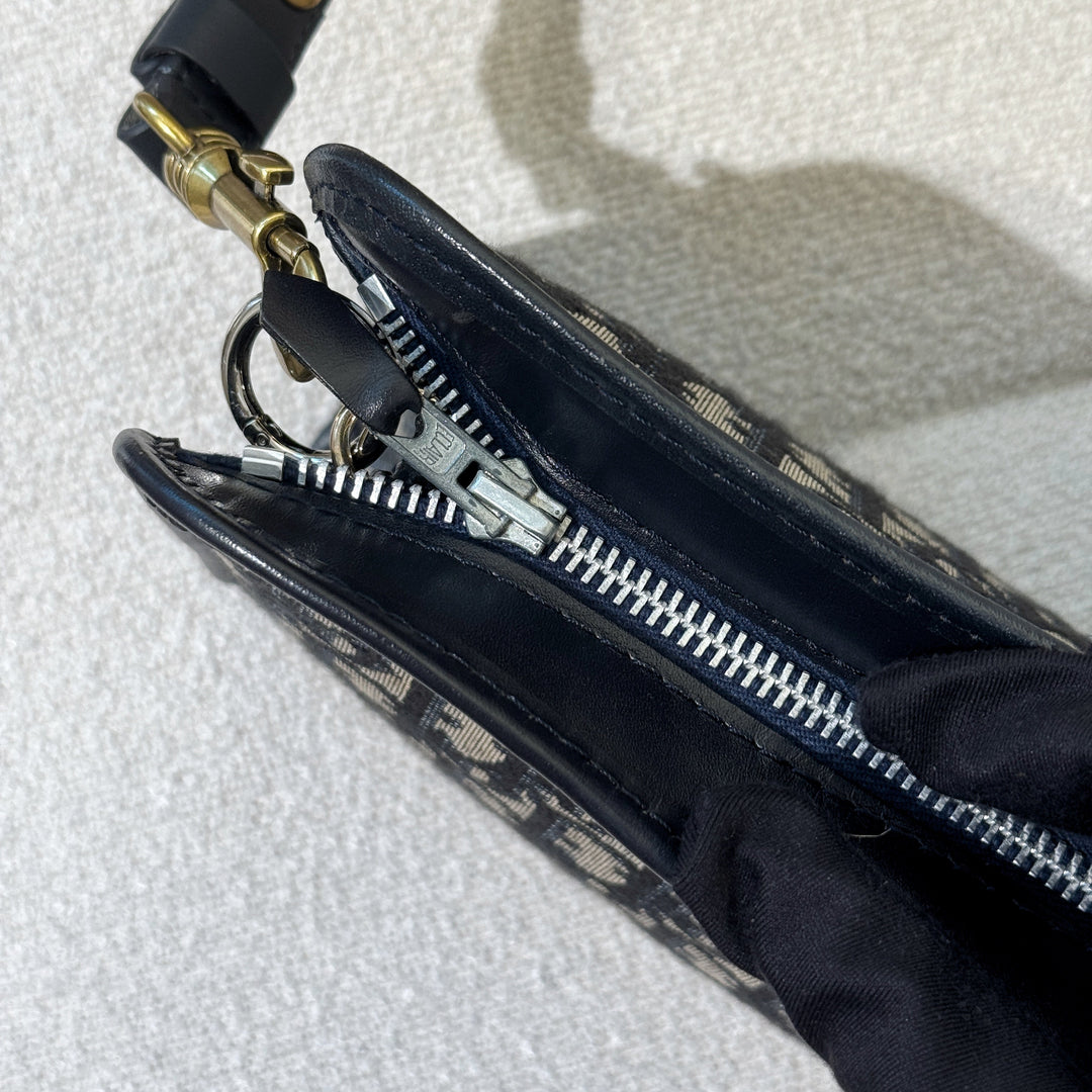 Dior vintage clutch+ shoulder strap