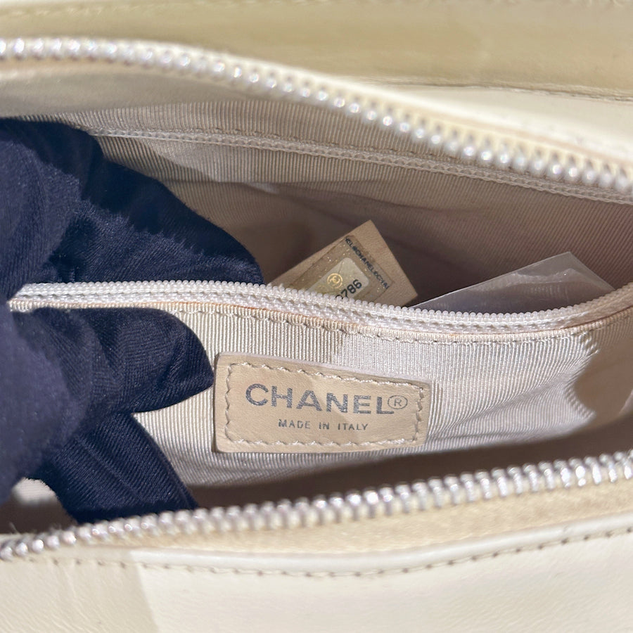 Chanel vintage tote bag