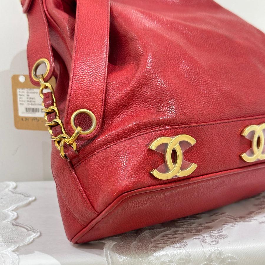 Chanel vintage triple CC leather bucket bag