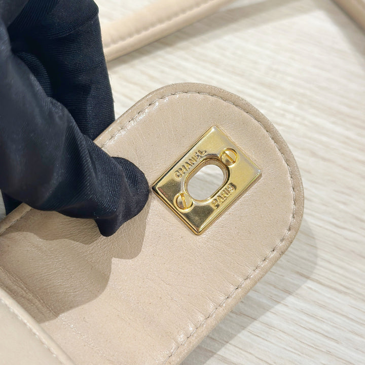 Chanel vintage V shape suede leather tote bag