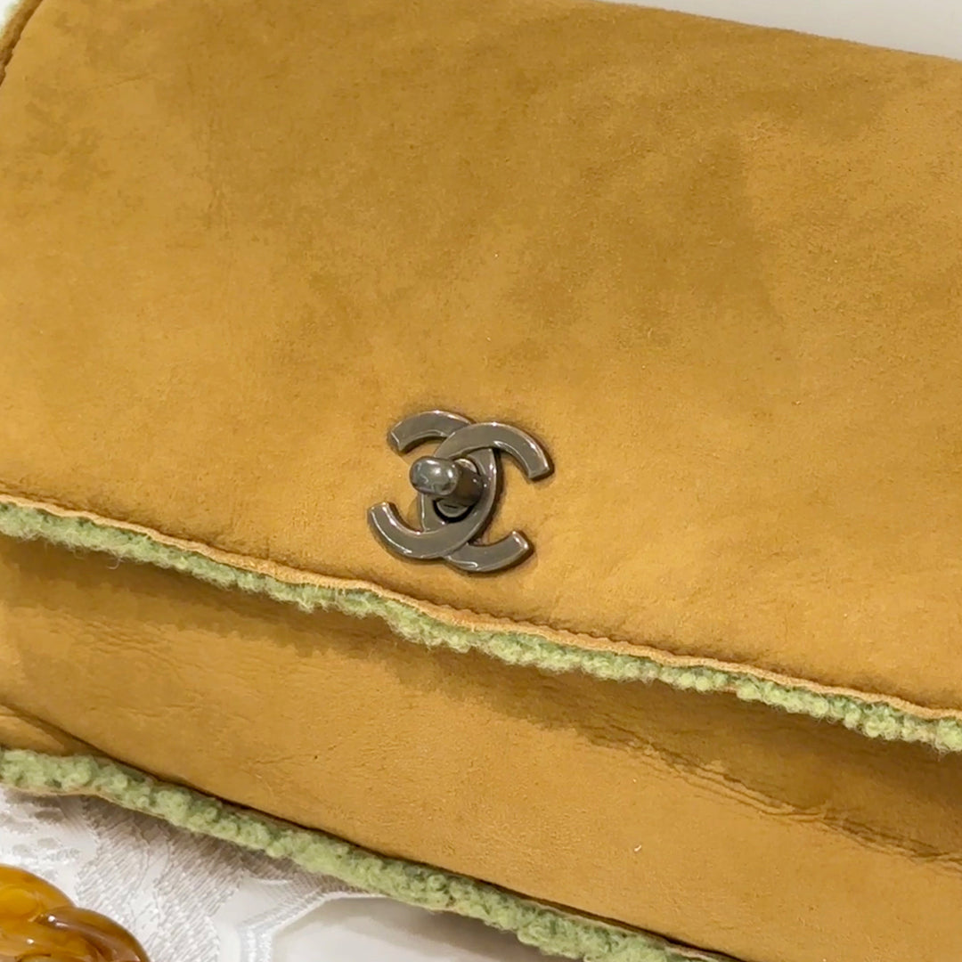 Chanel vintage suede clutch+chain