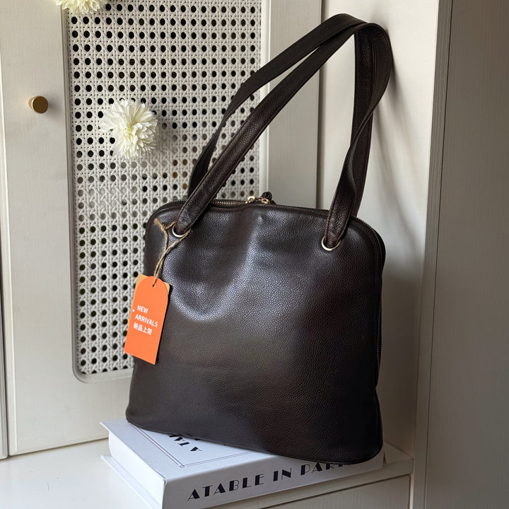 Chanel vintage caviar CC shoulder bag（brown）