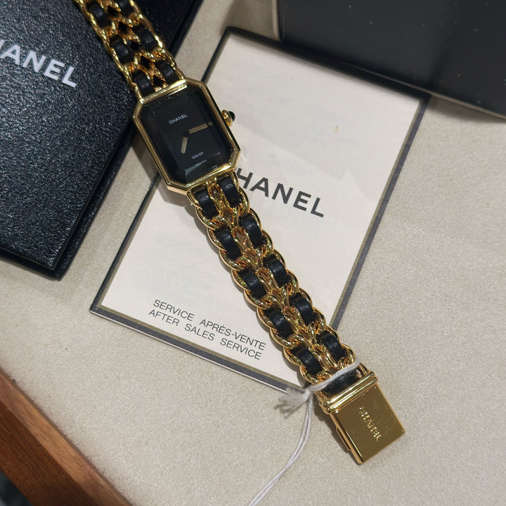 Chanel vintage première watch L