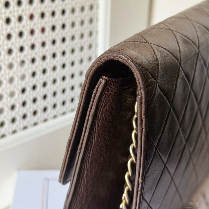 Chanel vintage woc flap chain bag （brown）