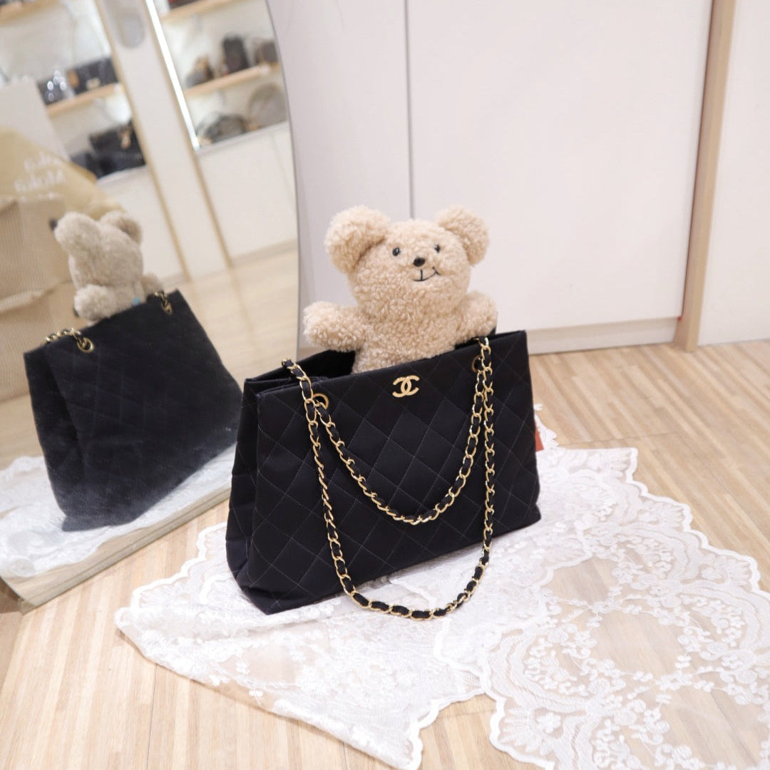 Chanel vintage quilted canvas chain tote