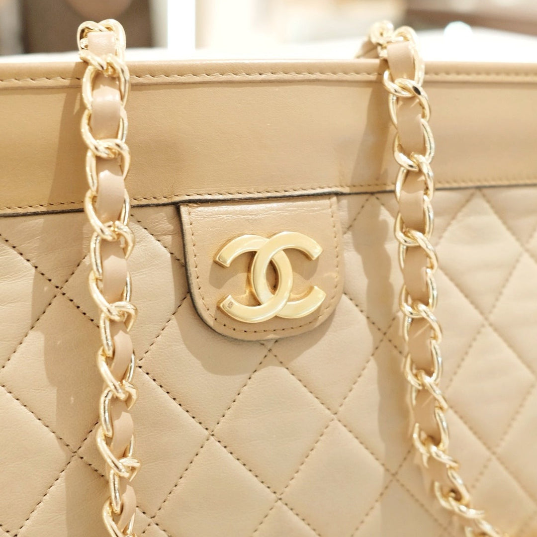 Chanel vintage beige pouch+chain
