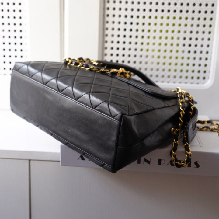 Chanel vintage CC quilted leather chain shoulder bag