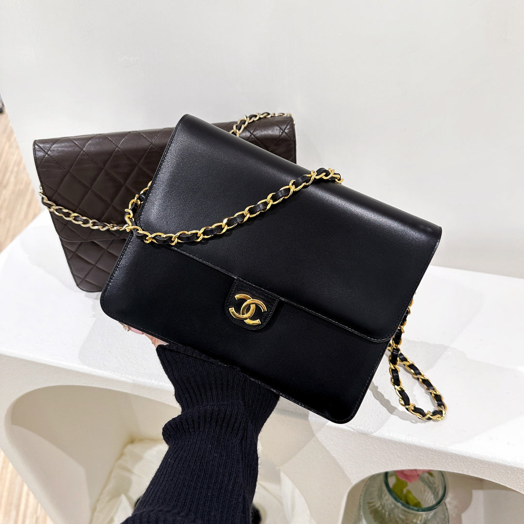 Chanel vintage box chain bag