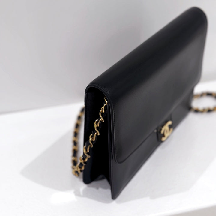 Chanel vintage box chain bag