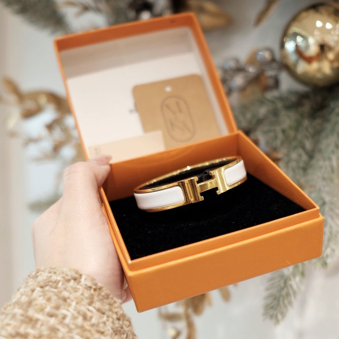 Hermes vintage H bracelet