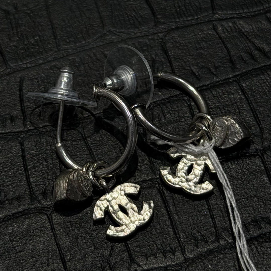 Chanel vintage earrings 04A