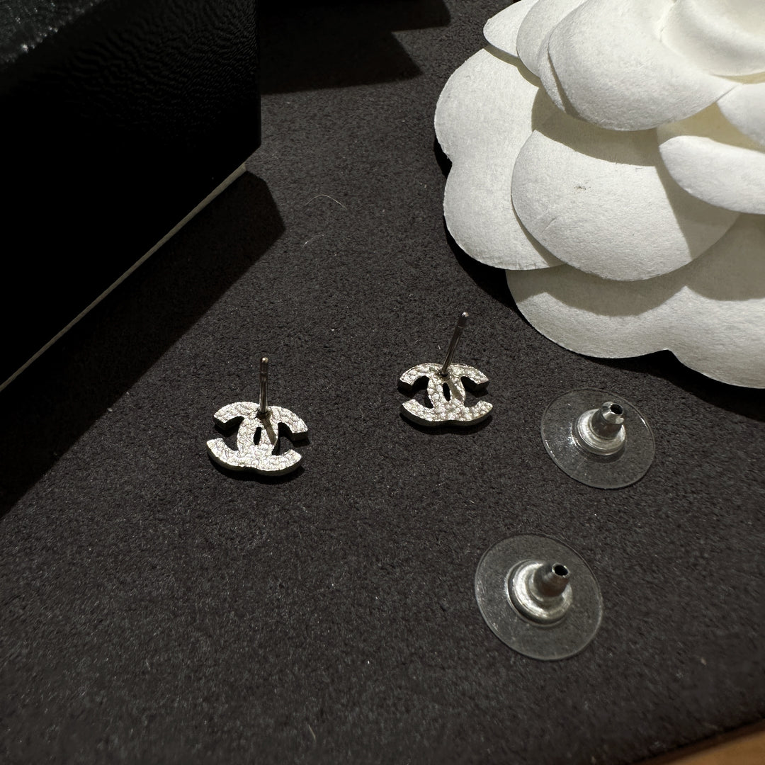 Chanel vintage earrings