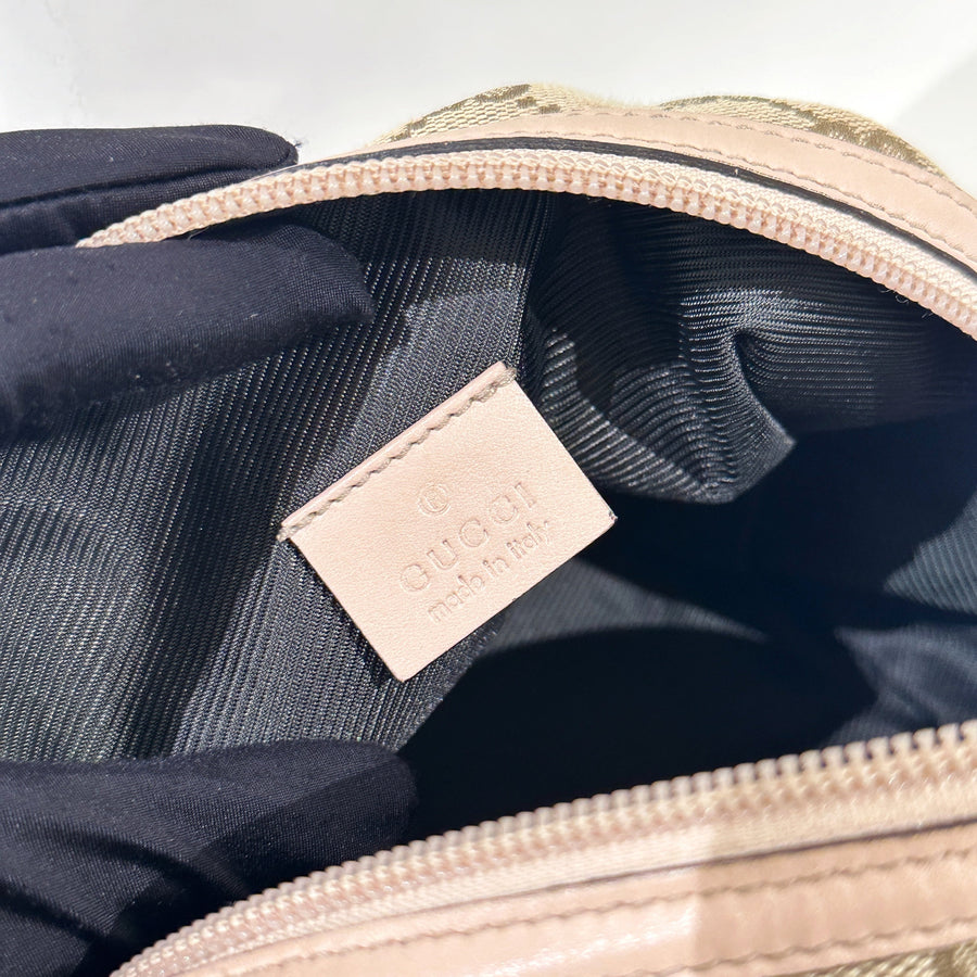 Gucci vintage monogram tofu bag