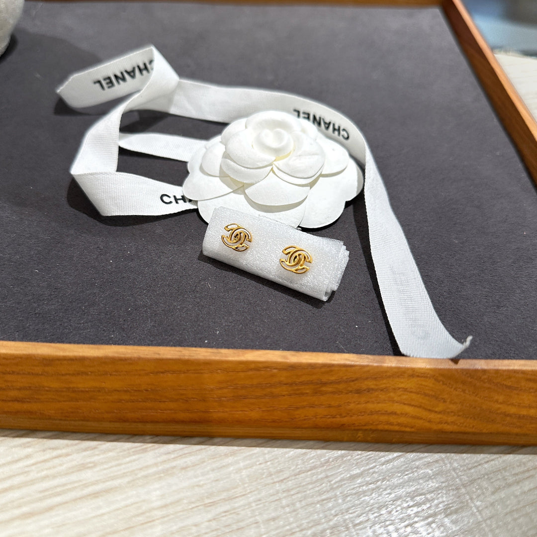 Chanel vintage earrings