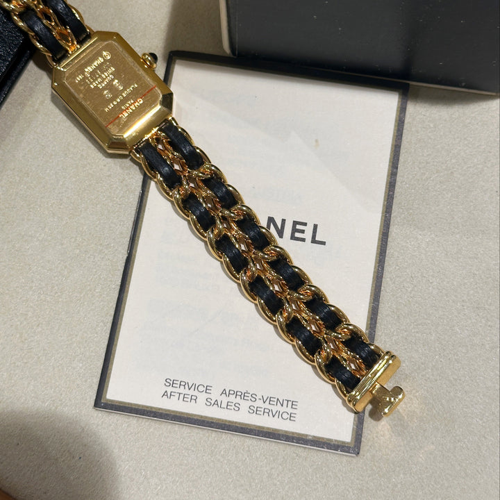 Chanel vintage première watch L