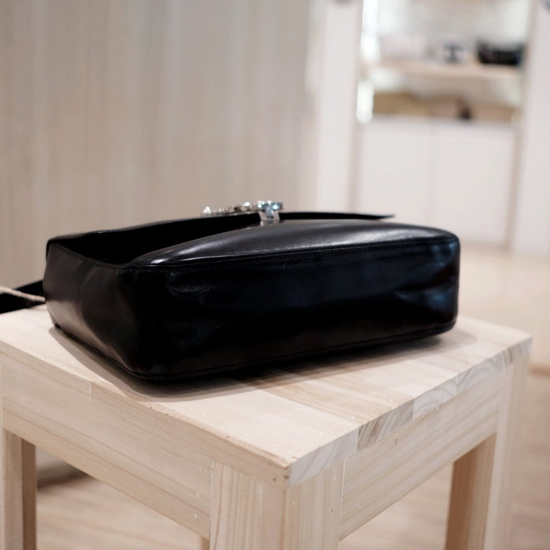 Cartier vintage panther logos shoulder bag