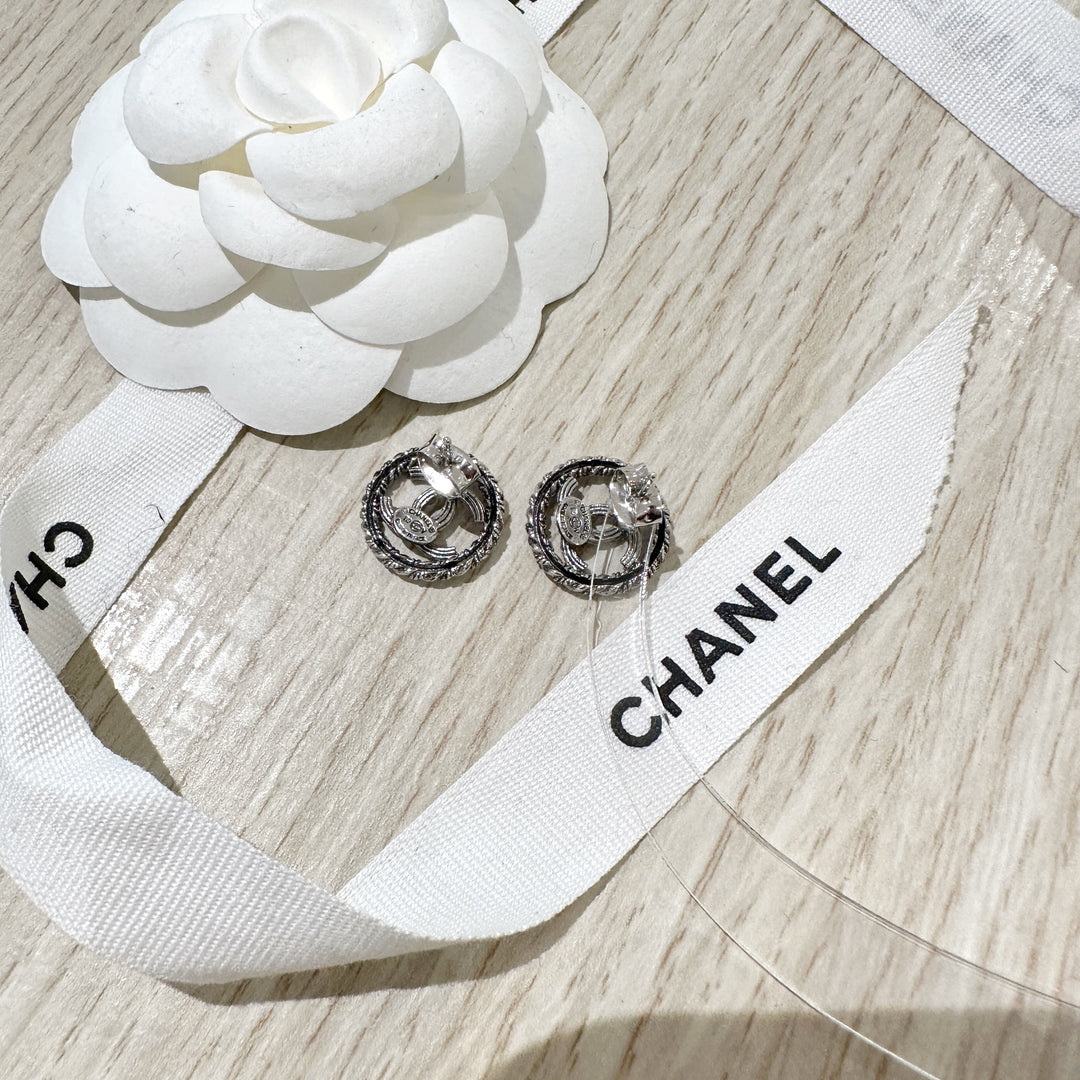 Chanel vintage earrings