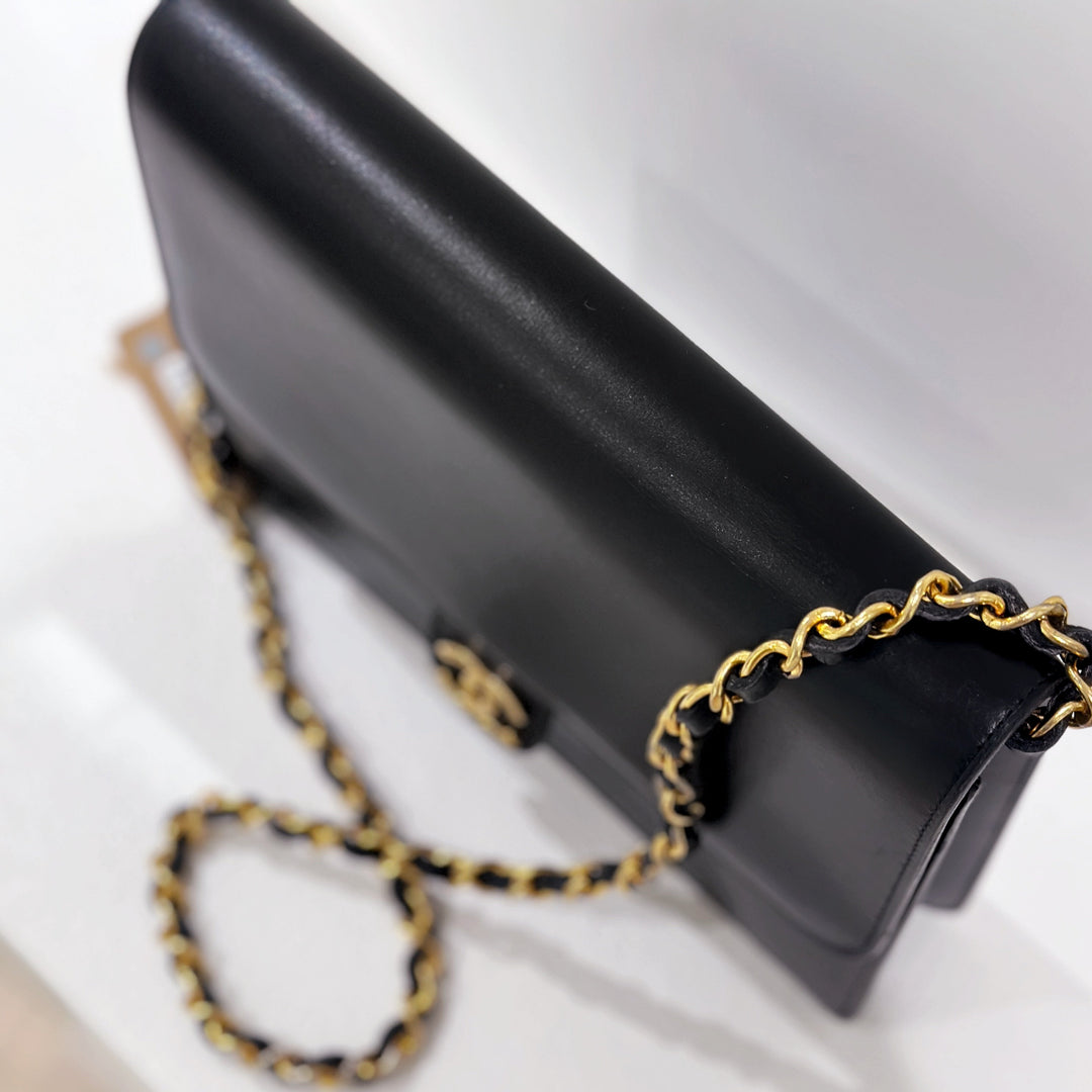 Chanel vintage box chain bag