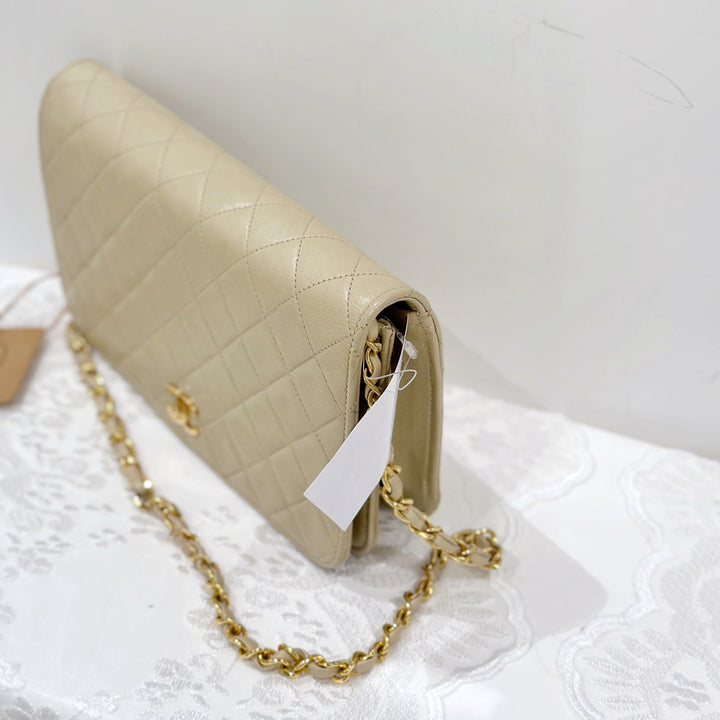 Chanel vintage flap bag