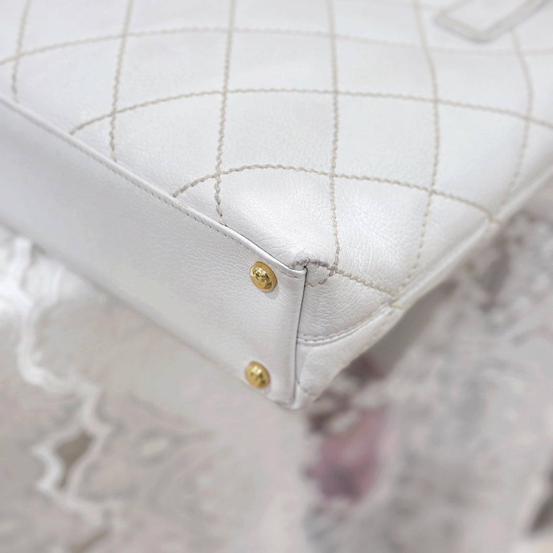 Chanel vintage wild stitch cc caviar tote bag