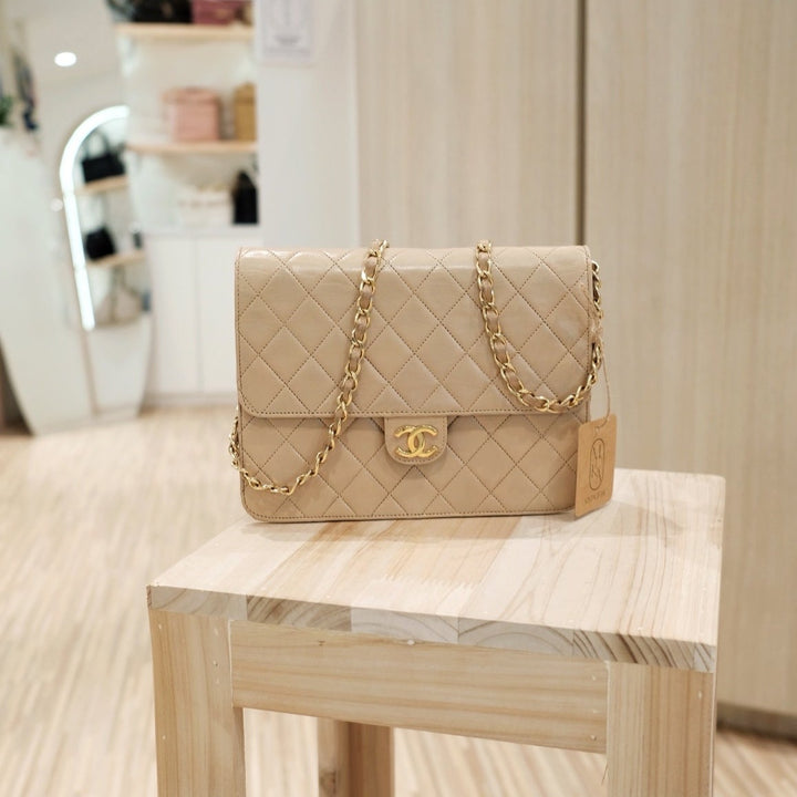 Chanel vintage flap bag