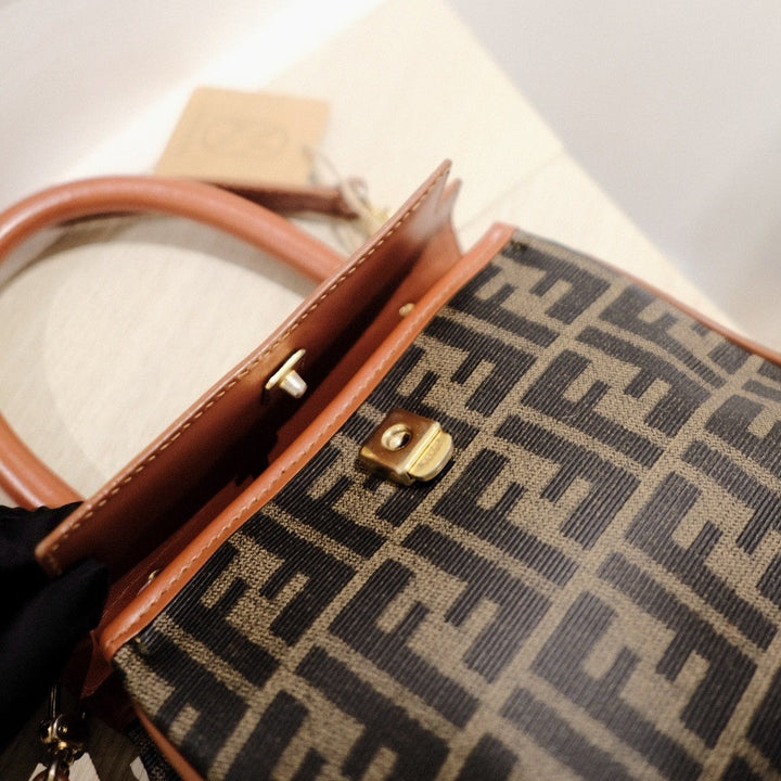 Fendi vintage kelly 2way bag