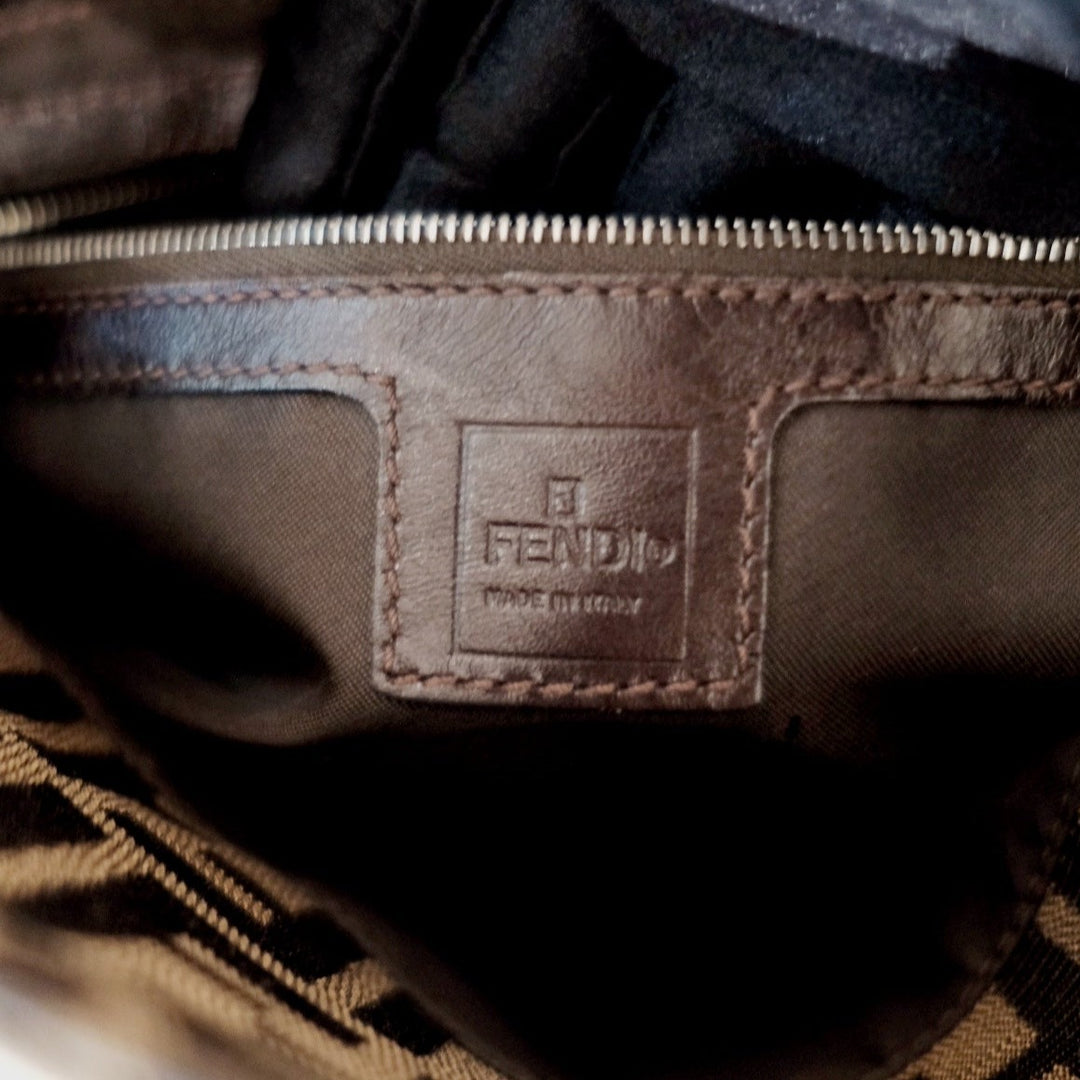 Fendi vintage baguette bag