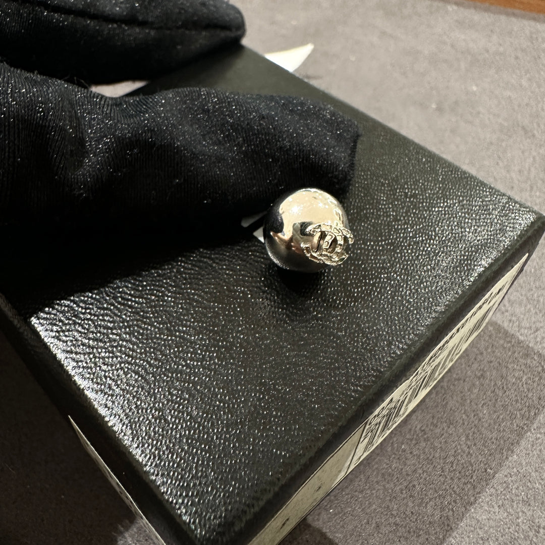 Chanel vintage earrings
