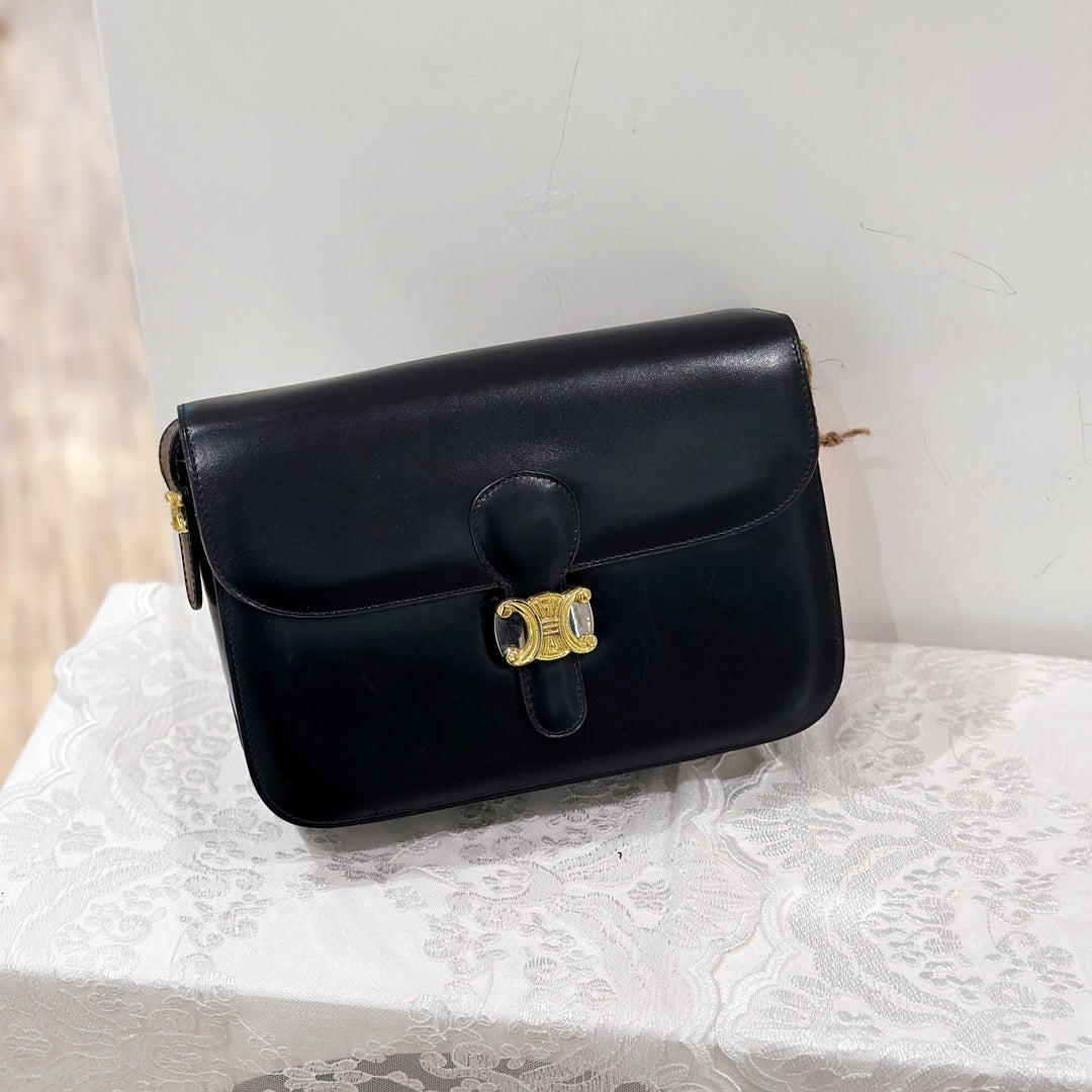 Celine vintage triomphe box bag