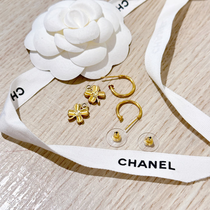 Chanel vintage earrings