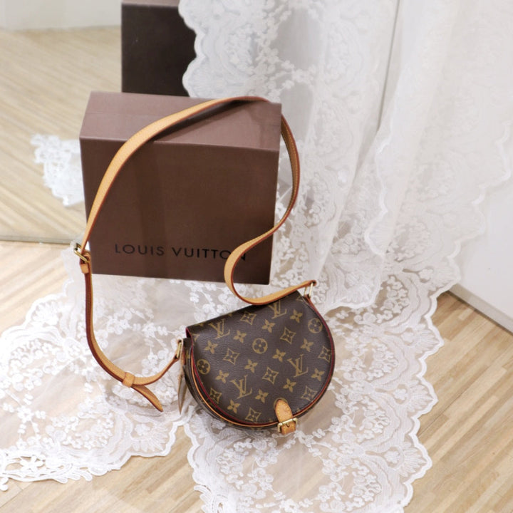Louis Vuitton monogram sack tambran shoulder bag