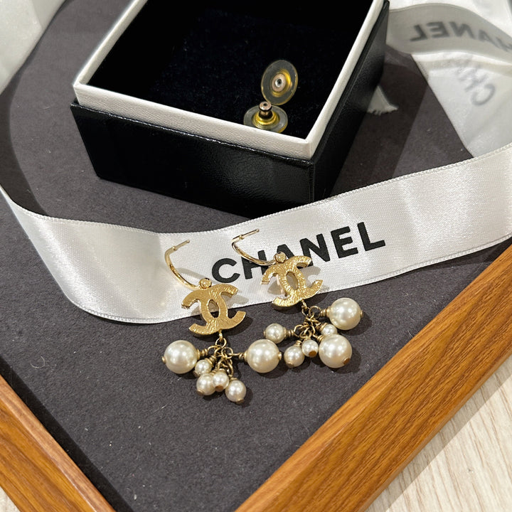 Chanel vintage earrings