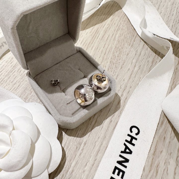 Chanel vintage earrings