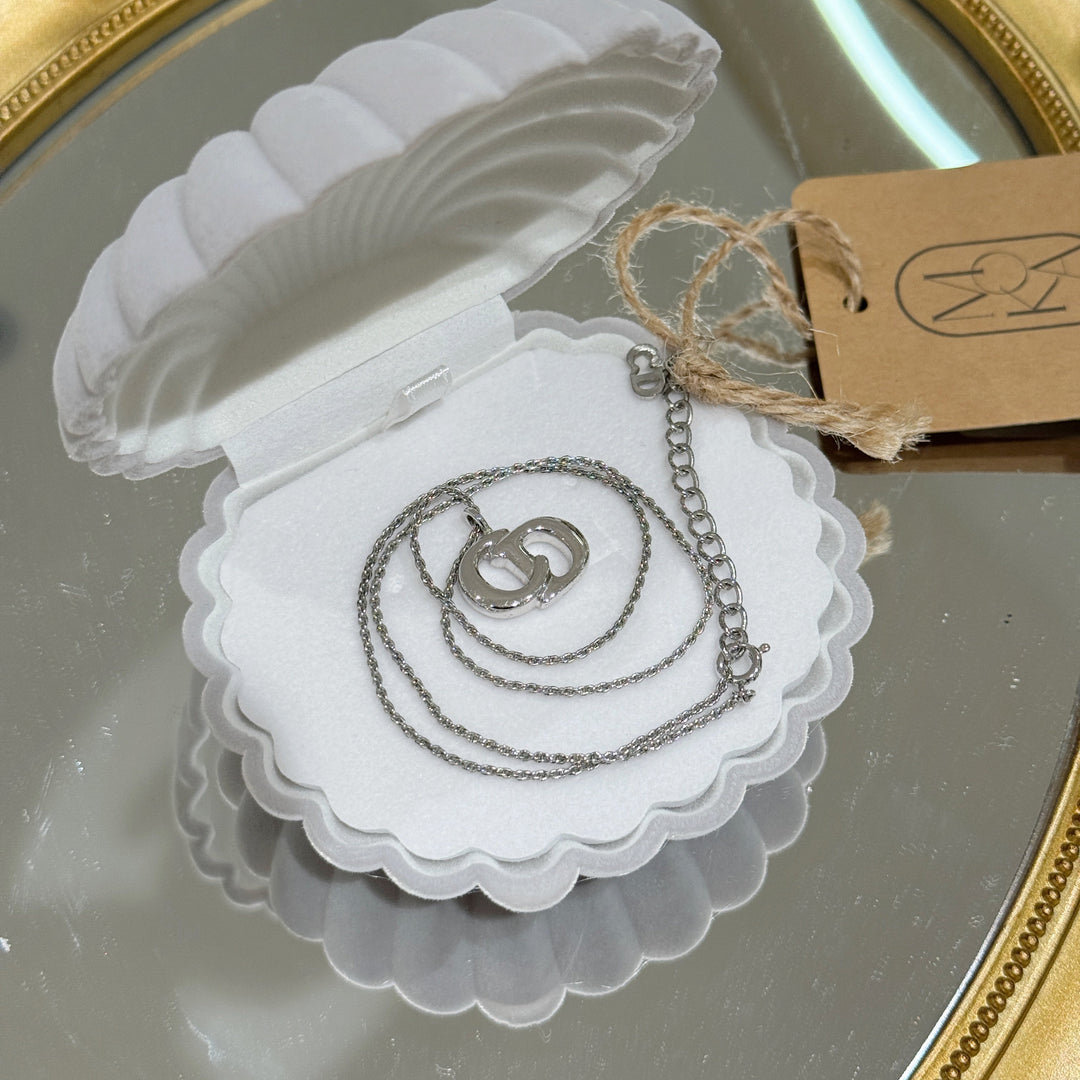 Dior vintage necklace