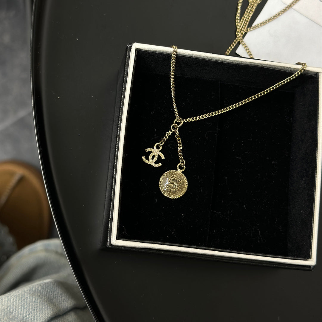 Chanel vintage necklace